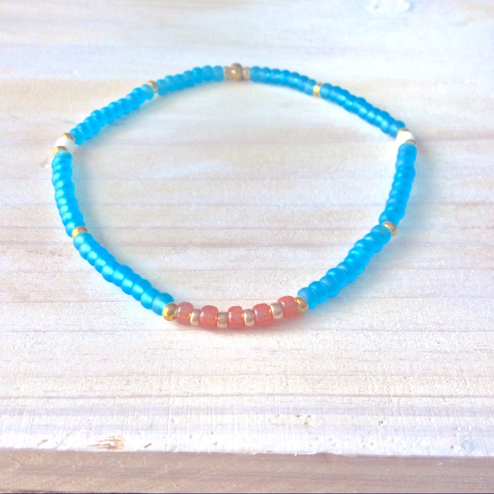 Handmade blue beaded bracelet